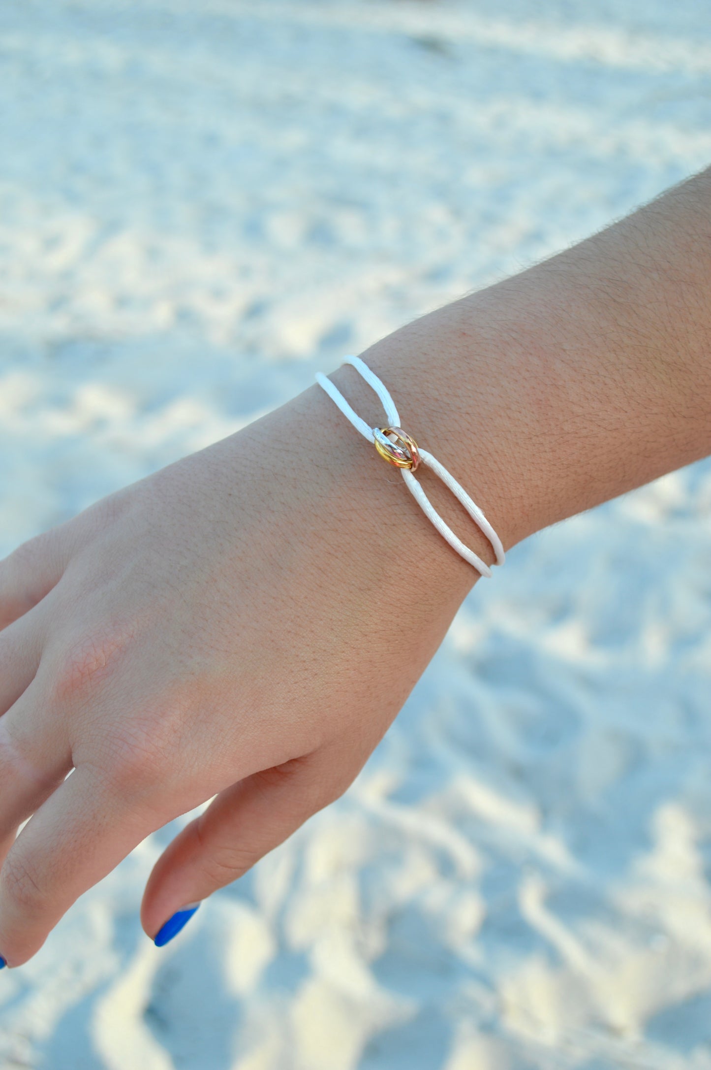 Coastal tie bracelet