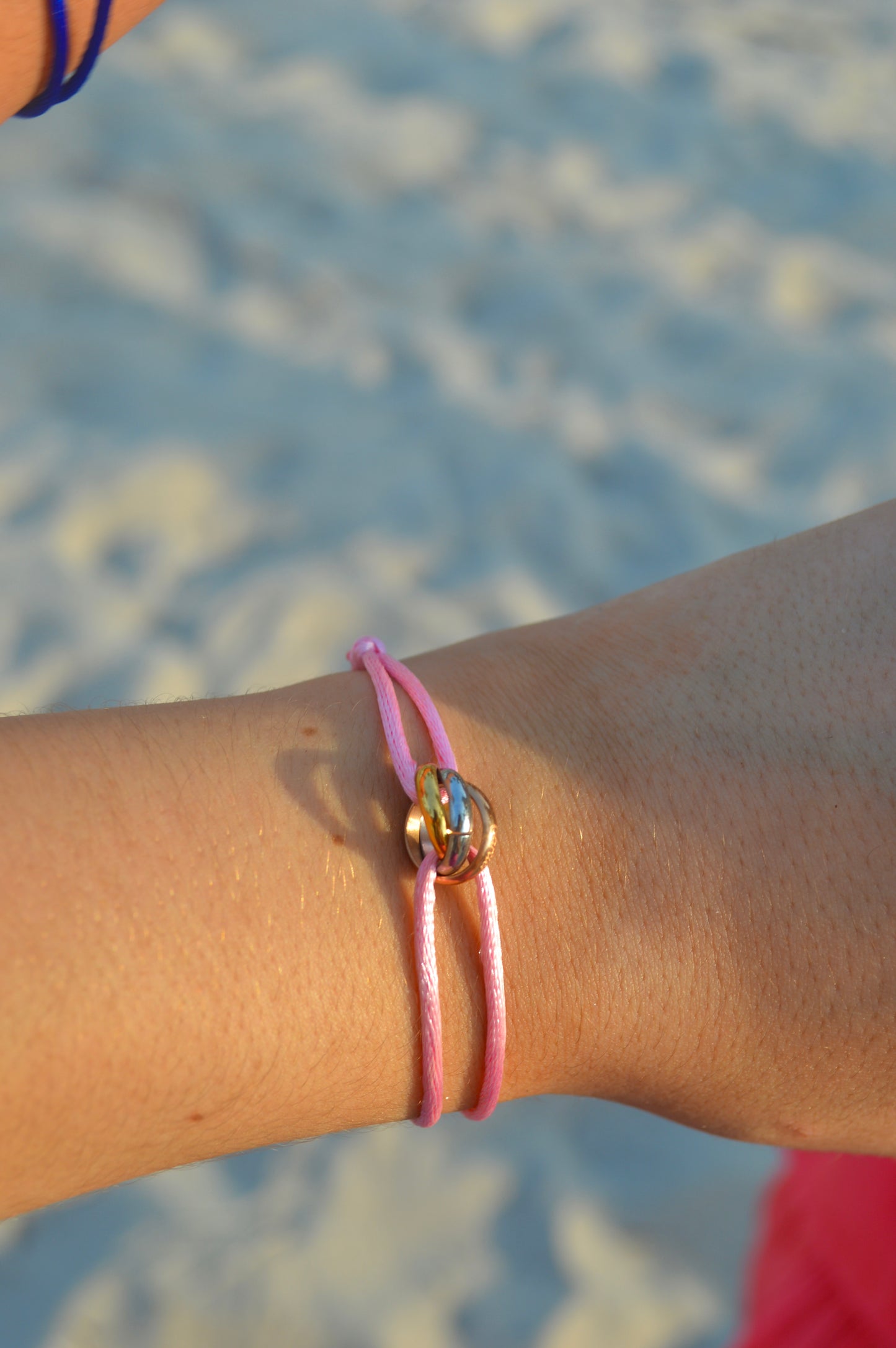 Coastal tie bracelet