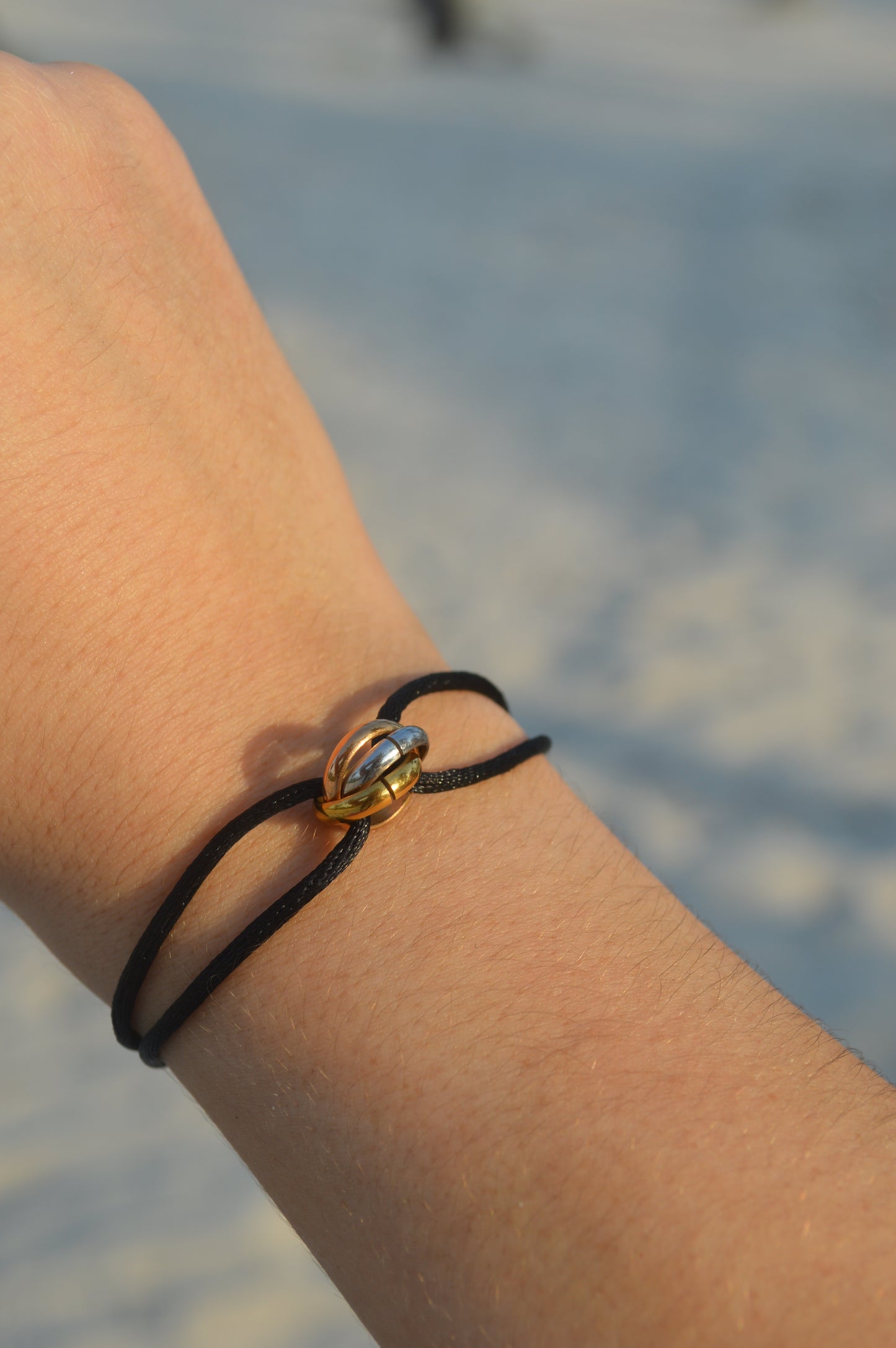 Coastal tie bracelet